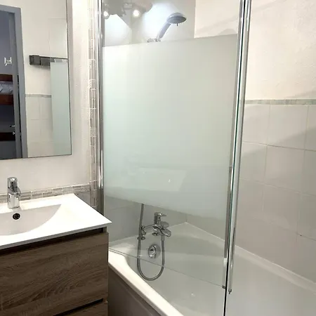 Appartamento Cosy Avec Terrasse, Piscine, Tennis, Wi-fi - Accès Direct - - Fr-1-251-560 *